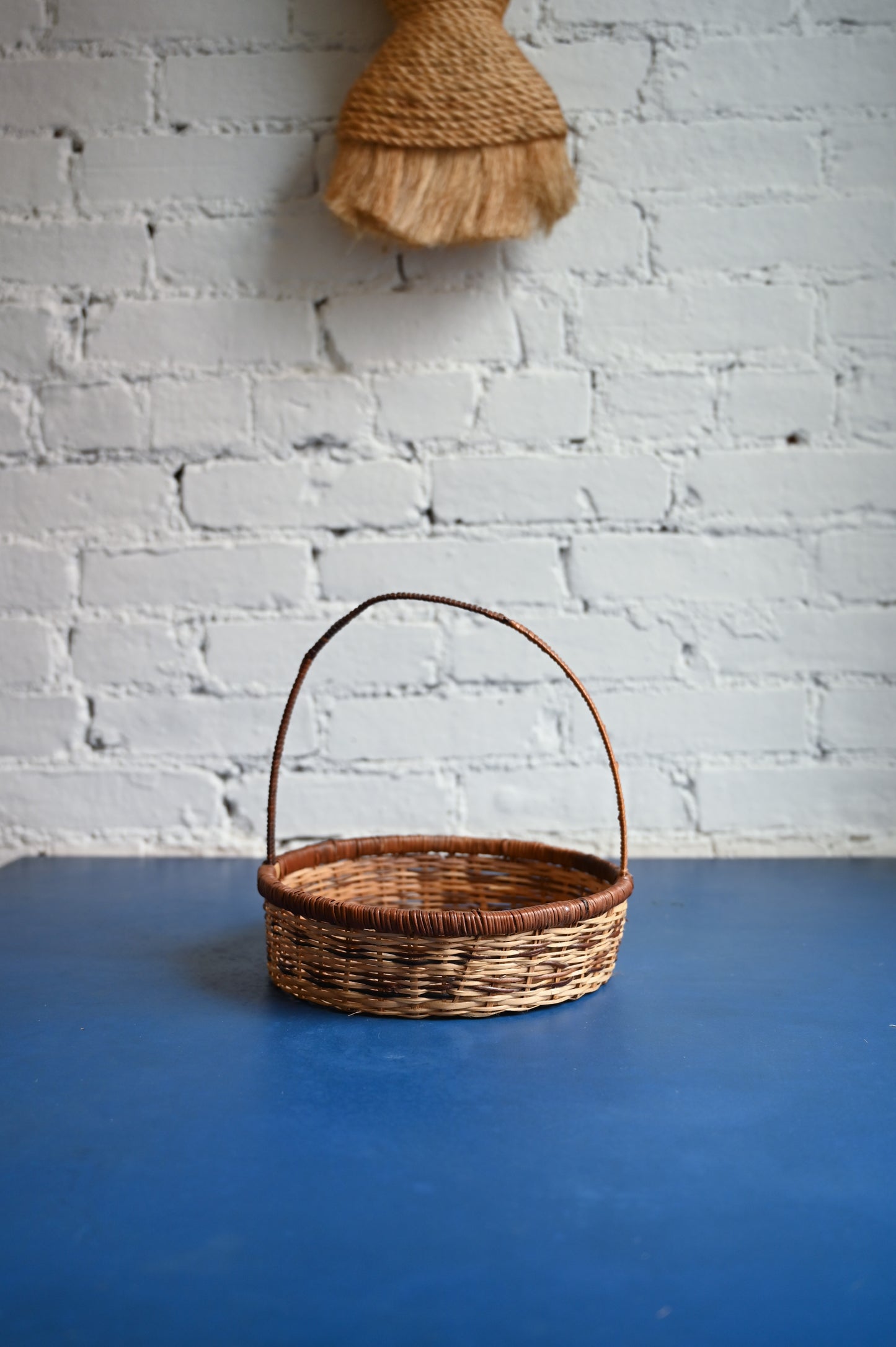 Vintage handle basket