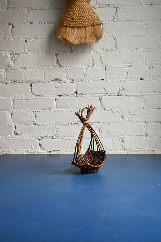 Vintage hanging basket