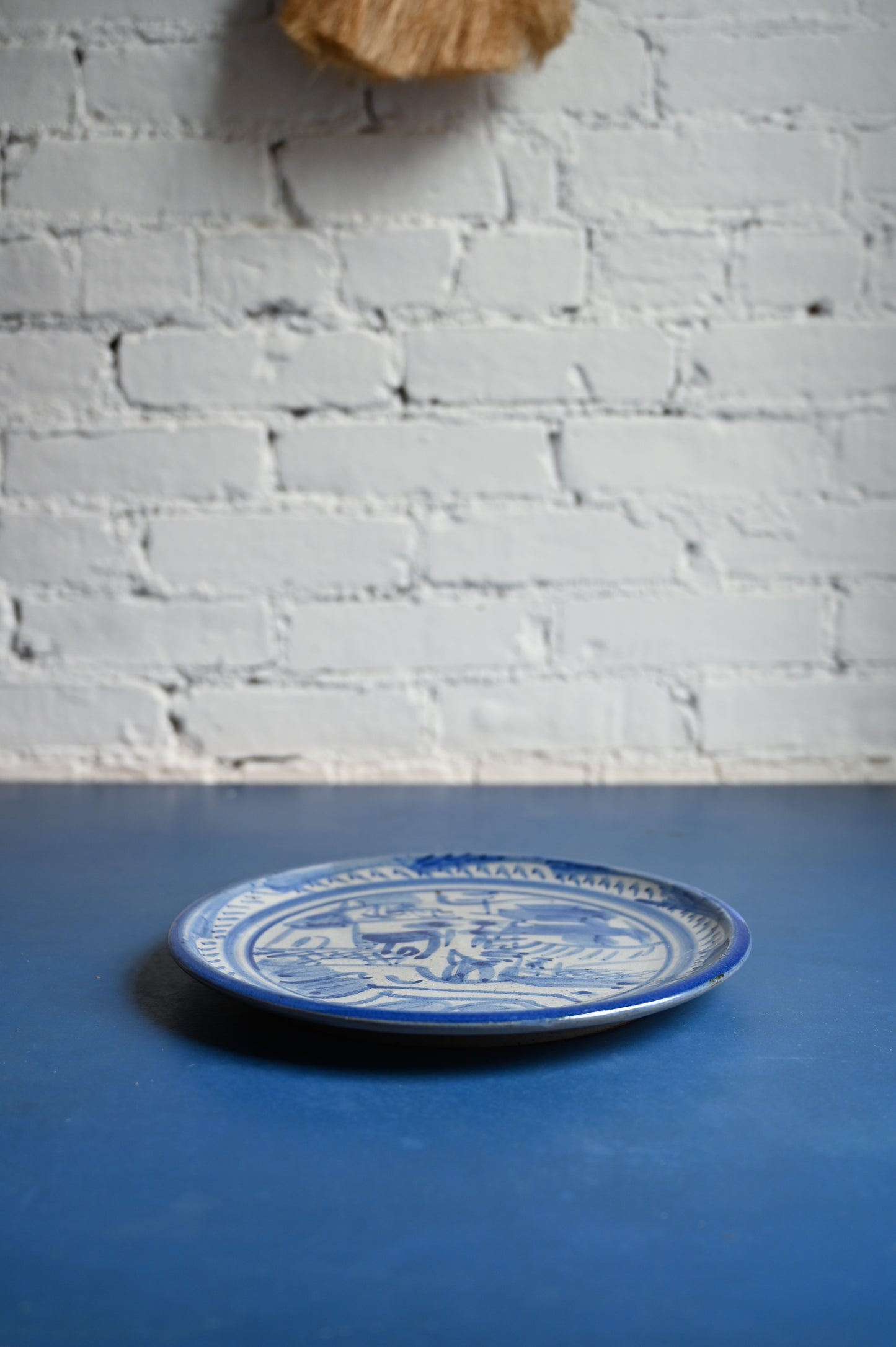 Hand painted plate M